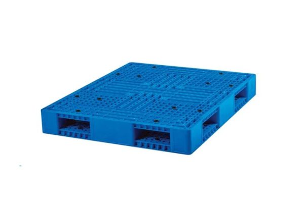 Các Tiêu Chuẩn An Toàn Quan Trọng Trong Sản Xuất Pallet Nhựa